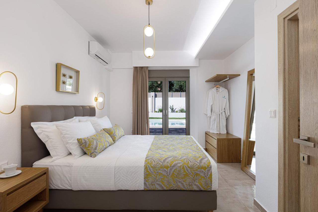 Koin Villa Sunset, With Heated Pool & Whirlpool, By Thinkvilla Perama  Bagian luar foto